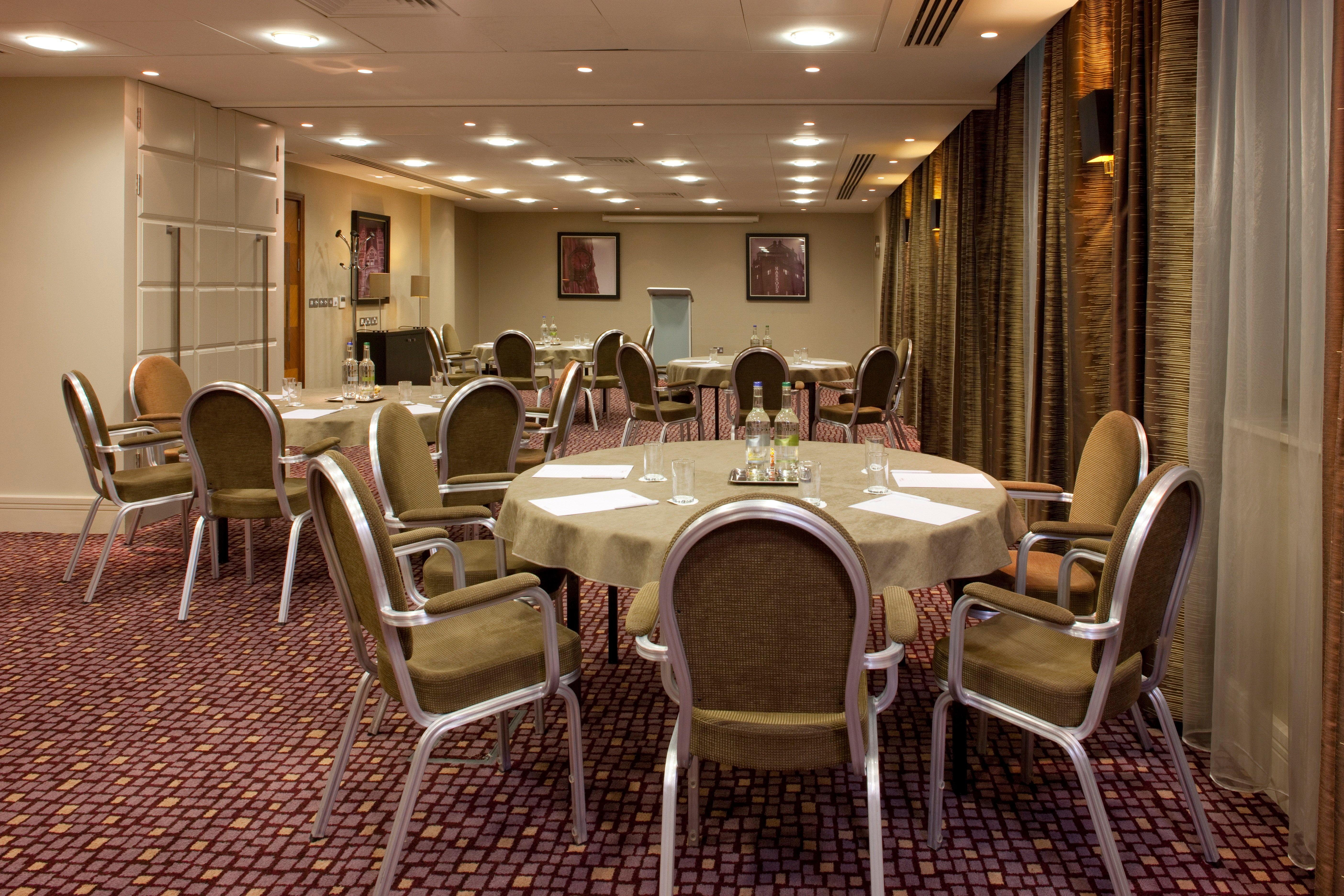 Crowne Plaza London Ealing By Ihg Hotel Kültér fotó