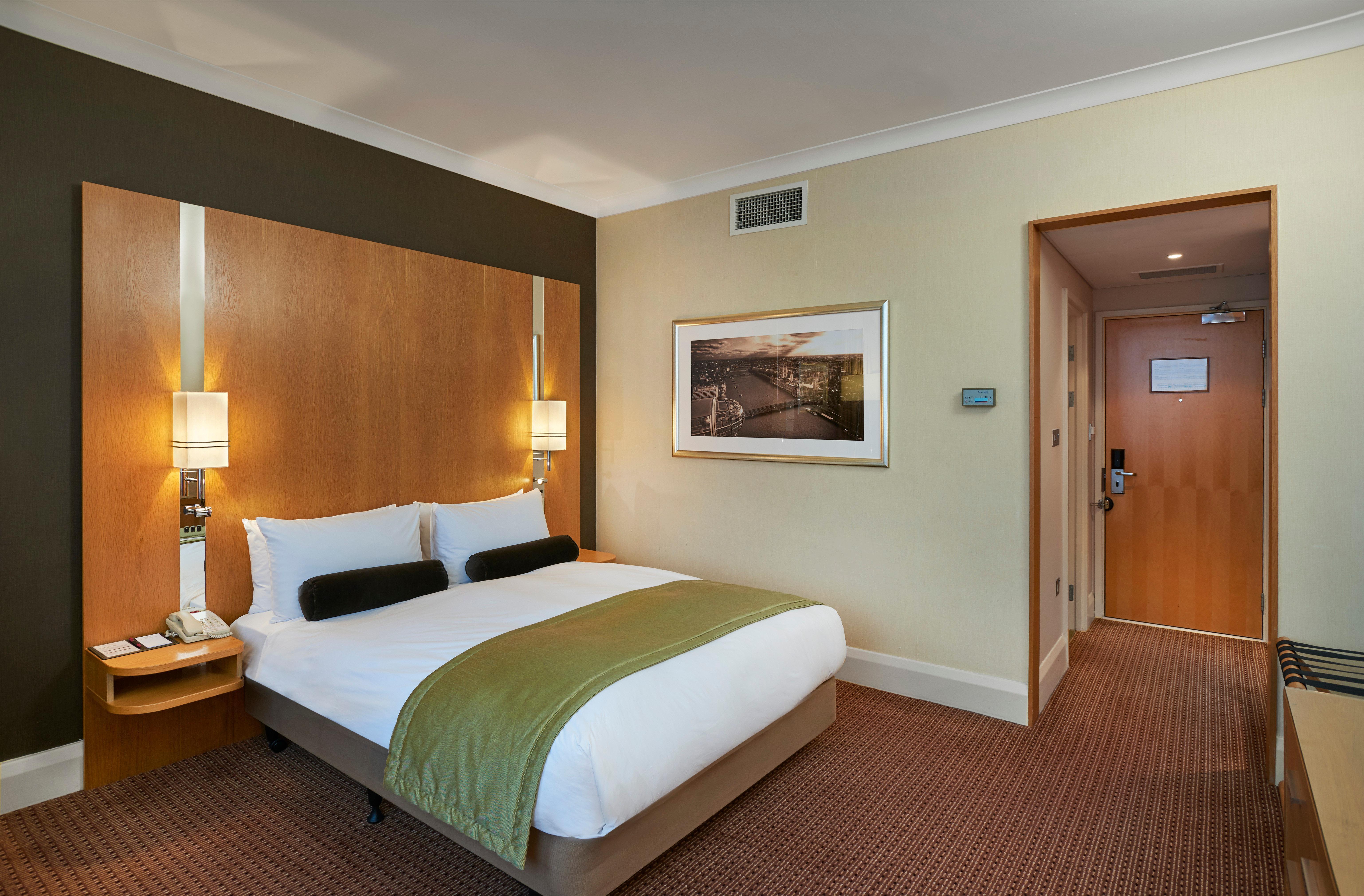 Crowne Plaza London Ealing By Ihg Hotel Kültér fotó