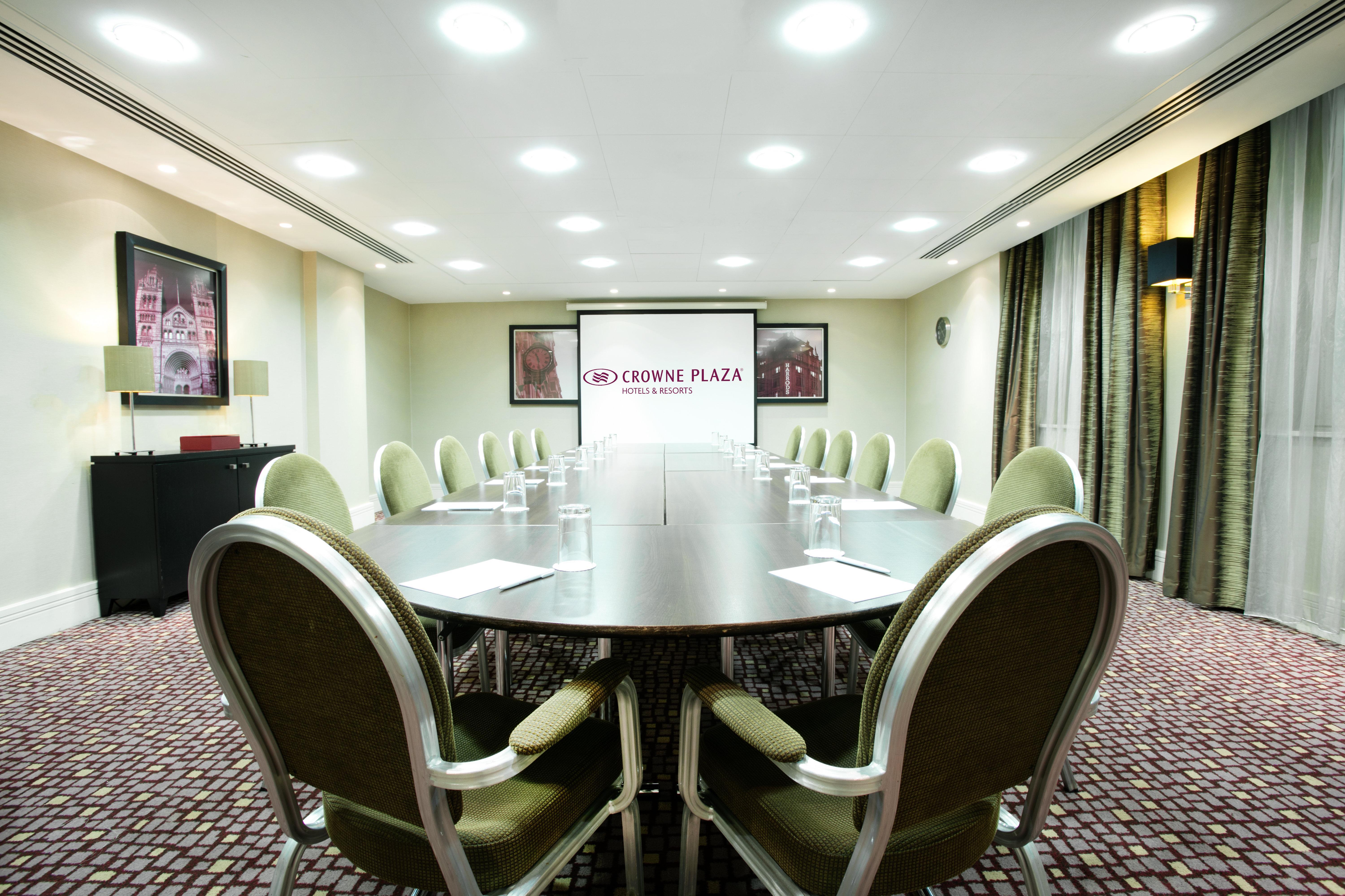 Crowne Plaza London Ealing By Ihg Hotel Kültér fotó