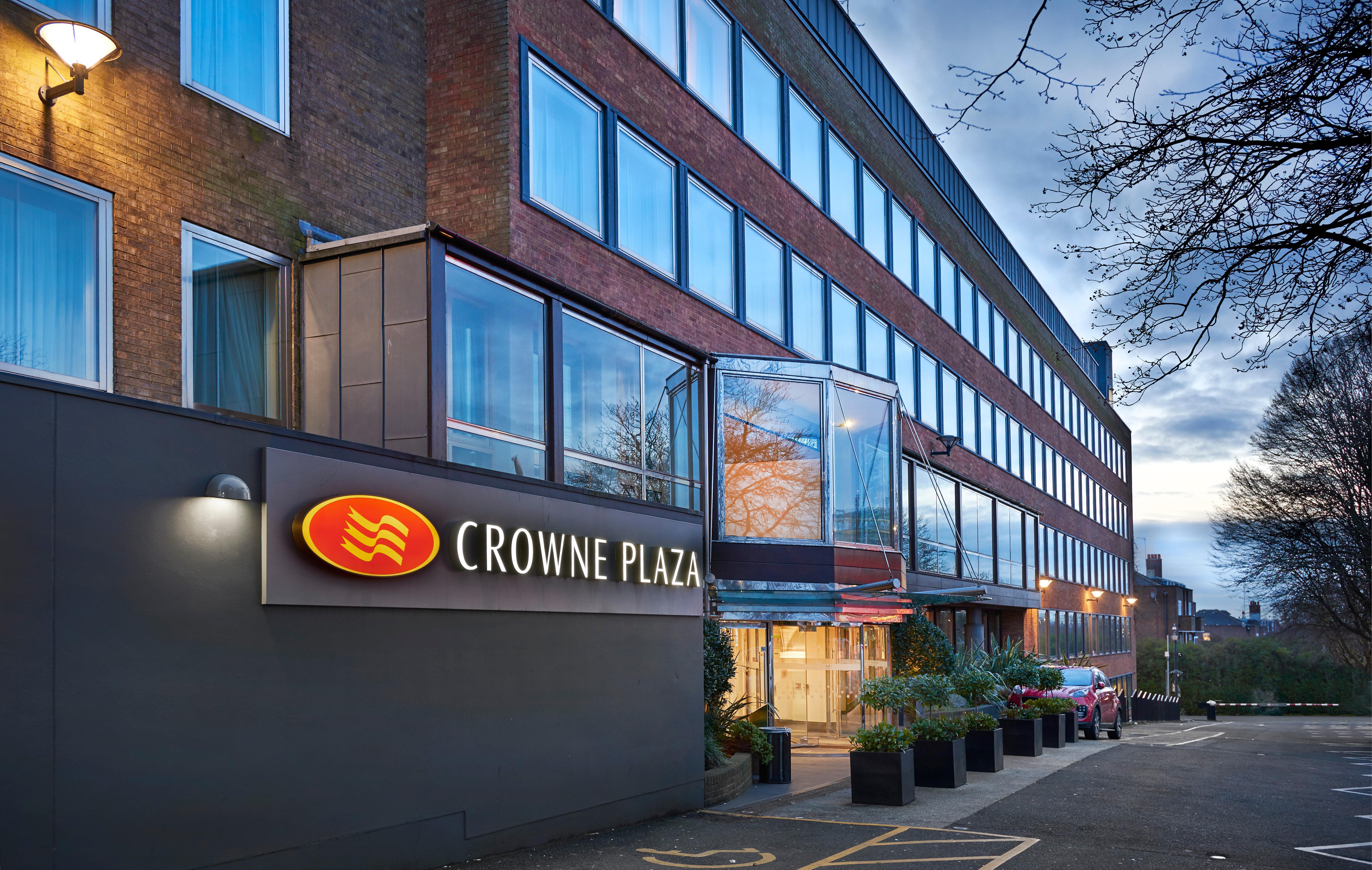 Crowne Plaza London Ealing By Ihg Hotel Kültér fotó
