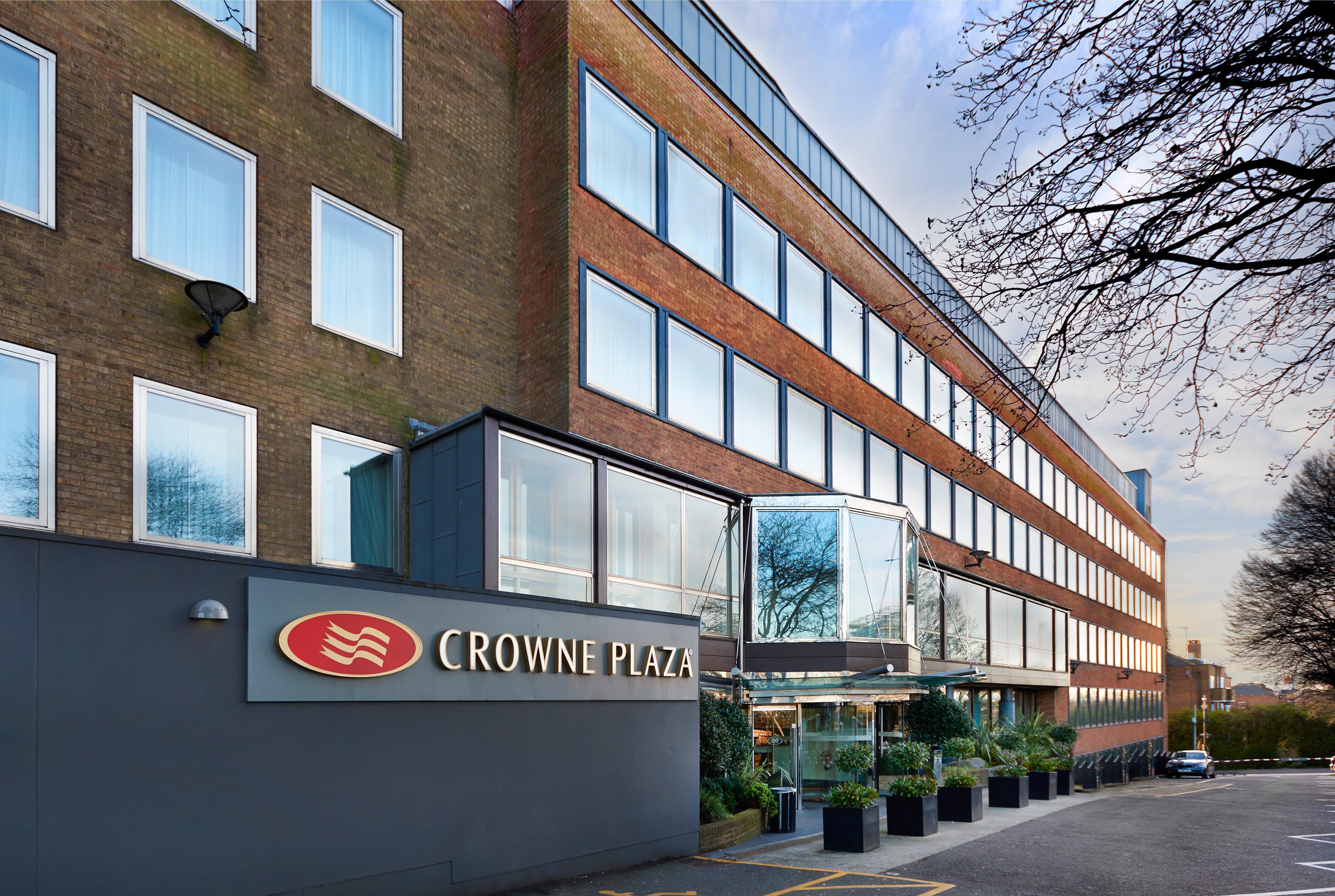 Crowne Plaza London Ealing By Ihg Hotel Kültér fotó